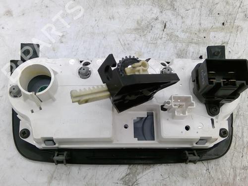Used Climate control FORD FIESTA V (JH_, JD_) 1.25 16V (75 hp) 24421206