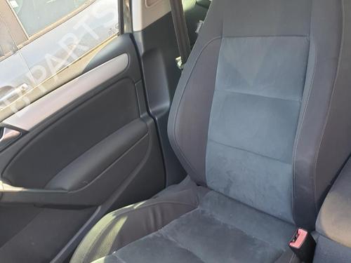 Sæde højre fortil VW GOLF VI (5K1) 2.0 TDI (110 hp) 26730670
