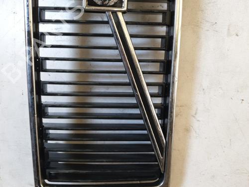 Grill Grill VOLVO 740 (744) 2.4 TD (113 hp) 24422932 24422932