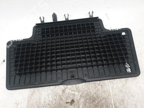 glove-box-citroen-c4-grand-picasso-ii-da_-de_-2013-24518023 main image