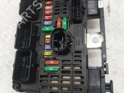 Used Fuse box Fuse box 36650548 36650548