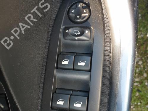 Used Left front window switch Left front window switch PEUGEOT 208 I (CA_, CC_) 1.2 VTI 82 (82 hp) 33631420 33631420