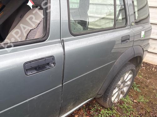 Porta trás esquerda Porta trás esquerda LAND ROVER FREELANDER I (L314) 2.0 Td4 4x4 (109 hp) 39728510 39728510