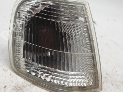 Used Right front indicator PEUGEOT 405 I (15B) 1.9 Diesel (69 hp) 22883070