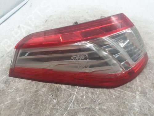 left-taillight-peugeot-508-sw-i-8e_-2010-2011-2012-2013-2014-2015-2016-2017-2018-27978606 main image
