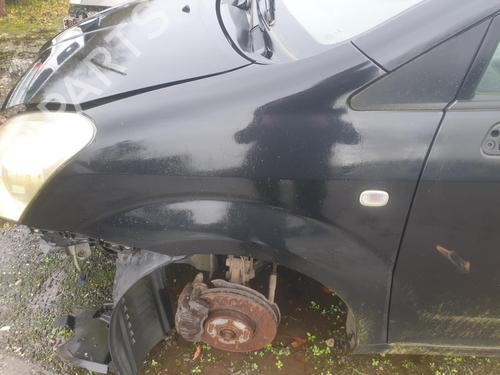 left-front-fenders-toyota-corolla-verso-zer_-zze12_-r1_-2004-2005-2006-2007-2008-2009-30546469 main image