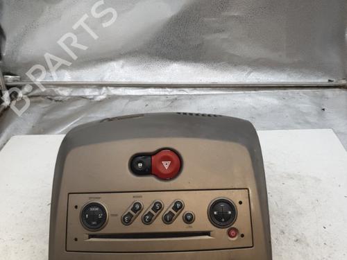 Used Radio RENAULT CLIO III (BR0/1, CR0/1) 1.5 dCi (BR17, CR17) (86 hp) 22866569