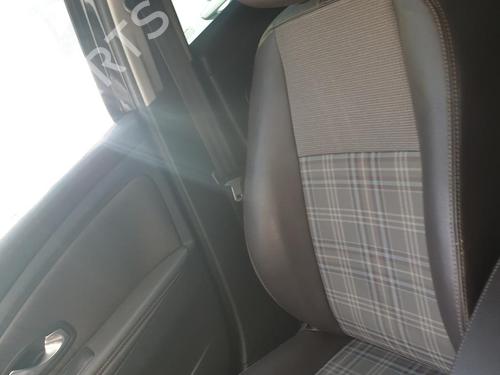 Asiento delantero derecho Asiento delantero derecho RENAULT MEGANE III Hatchback (BZ0/1_, B3_) 1.9 dCi (BZ0N, BZ0J) (131 hp) 37526878 37526878