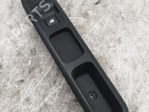 Used Right front window switch Right front window switch PEUGEOT 3008 I MPV (0U_) 2.0 HDi 150 / BlueHDi 150 (150 hp) 22883550 22883550