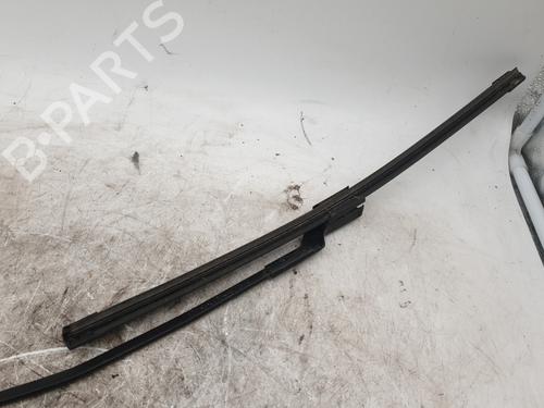 front-windshield-wiper-arm-vw-golf-vii-5g1-bq1-be1-be2-2012-2013-2014-2015-2016-2017-2018-2019-2020-2021-23832031 main image