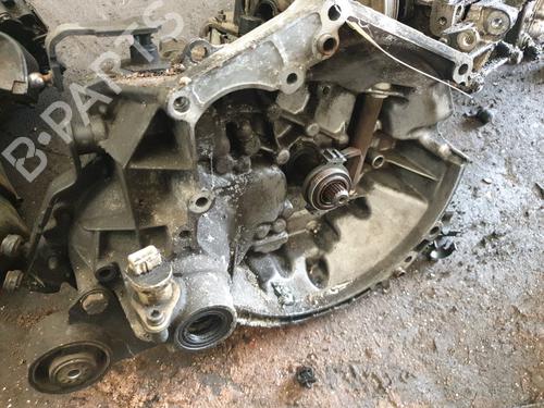 Used Gearbox Gearbox PEUGEOT 106 II (1A_, 1C_) 1.1 i (60 hp) 30321065 30321065