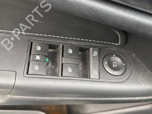 Used Left front window switch Left front window switch 39429257 39429257