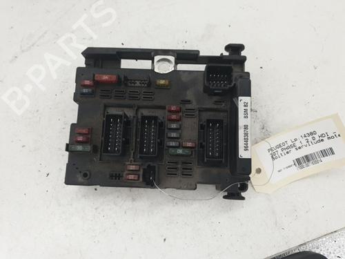 Used Fuse box PEUGEOT 307 (3A/C) 2.0 HDi 110 (107 hp) 22875811