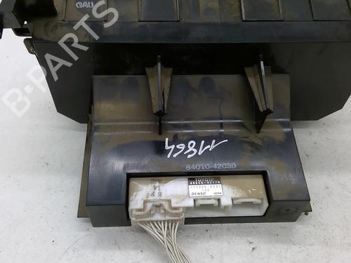 Used Climate control Climate control TOYOTA RAV 4 II (_A2_) 2.0 D 4WD (CLA20_, CLA21_, CLA20R, CLA21R) (116 hp) 25842573 25842573