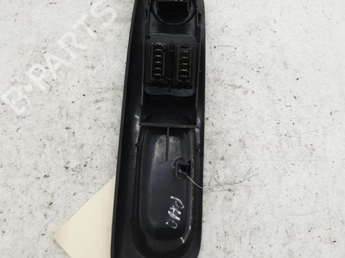 Used Left front window switch Left front window switch RENAULT TWINGO I (C06_) 1.2 (C063, C064) (55 hp) 22867668 22867668
