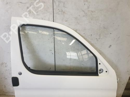 Used Right front door Right front door 26006373 26006373