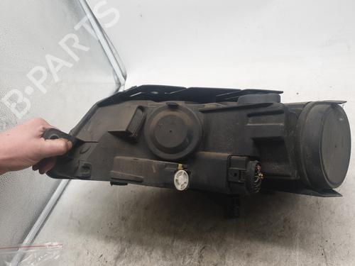 Used Right headlight Right headlight VW PASSAT B6 (3C2) 2.0 TDI 16V (140 hp) 30327549 30327549