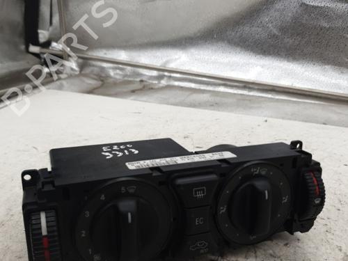 Used Climate control MERCEDES-BENZ E-CLASS (W210) E 200 CDI (210.007) (116 hp) 22873922