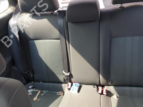 Asientos traseiros Asientos traseiros VW POLO IV (9N_, 9A_) 1.4 TDI (70 hp) 37410766 37410766
