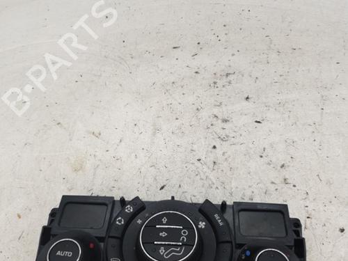 Used Climate control PEUGEOT 5008 (0U_, 0E_) 2.0 HDi 150 / BlueHDi 150 (150 hp) 24485917