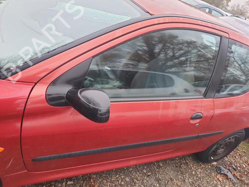 Dør venstre fortil Dør venstre fortil PEUGEOT 206 Hatchback (2A/C) 1.9 D (69 hp) 30678165 30678165