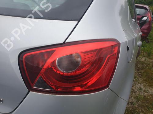 Used Right taillight SEAT IBIZA IV (6J5, 6P1) 1.2 TDI (75 hp) 25759508
