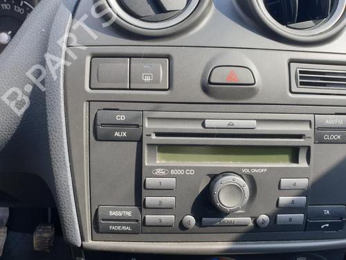 Used Radio Radio 37410795 37410795