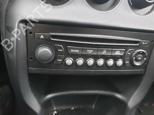 Bilradio CITROËN C3 II (SC_) 1.4 HDi 70 (SC8HZC, SC8HR0, SC8HP4) (68 hp) 32003344