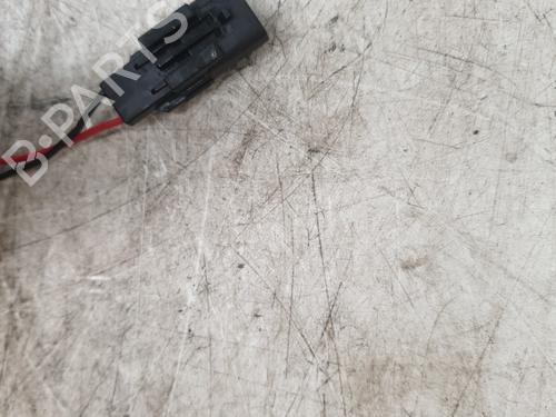 left-tailgate-light-renault-clio-iv-bh_-15-dci-90-265552424r-2012-2013-2014-2015-2016-2017-2018-2019-2020-2021-22877209 main image