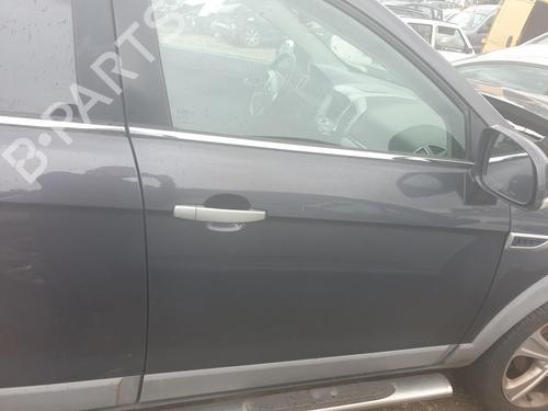 Used Right front door CHEVROLET CAPTIVA (C100, C140) 2.2 D 4WD (184 hp) 28614078