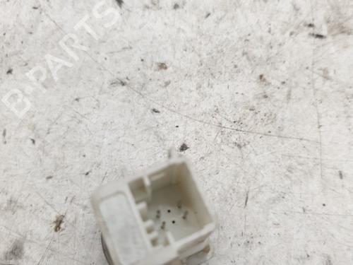 Used Switch Switch CITROËN BERLINGO / BERLINGO FIRST Box Body/MPV (M_) 1.9 D 70 (MBWJZ, MCWJZ) (69 hp) 24422965 24422965