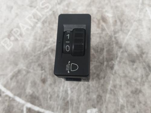 Used Headlight switch CITROËN C4 Coupe (LA_) 1.6 HDi (109 hp) 25270239
