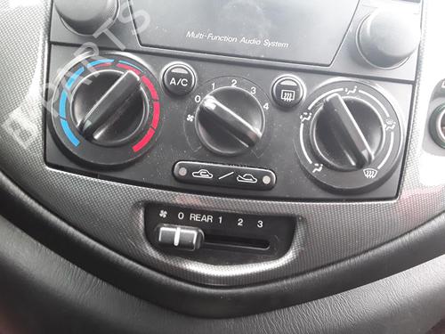 climate-control-mazda-mpv-ii-lw-20-di-1999-2000-2001-2002-2003-2004-2005-2006-22882851 main image