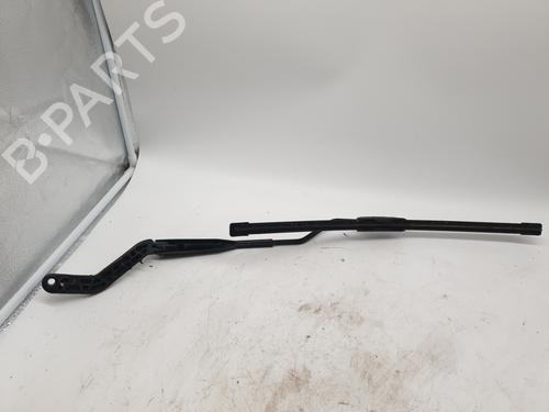 Used Front windshield wiper arm PEUGEOT 106 II (1A_, 1C_) 1.1 i (60 hp) 22883154