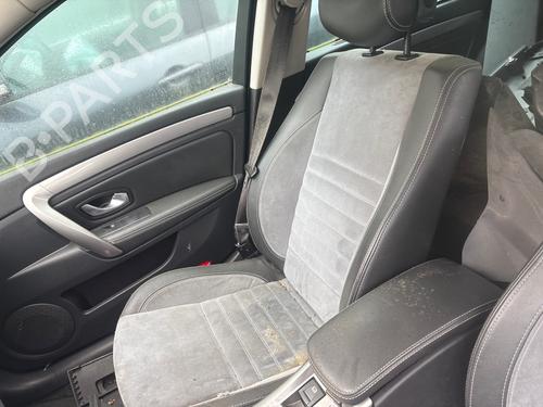 Used Right front seat Right front seat RENAULT LAGUNA III Grandtour (KT0/1) 2.0 dCi (KT0M, KT0N, KT0S, KT19, KT1F) (173 hp) 40446000 40446000