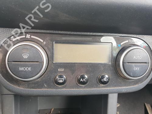 Airco bedieningspaneel SUZUKI SWIFT III (MZ, EZ) 1.3 (RS413, ZC11S) (92 hp) 28357840