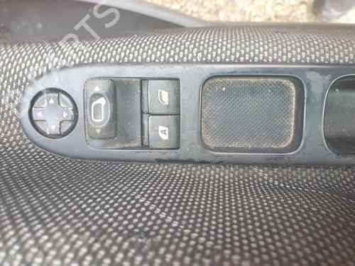 Used Left front window switch Left front window switch PEUGEOT 207 (WA_, WC_) 1.6 HDi (90 hp) 29167391 29167391