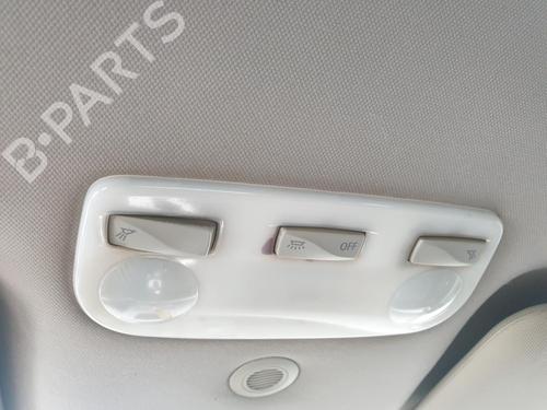 interior-roof-light-renault-megane-iii-hatchback-bz01_-b3_-2008-32373033 main image