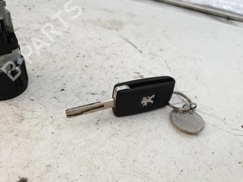 Used Ignition barrel PEUGEOT 3008 I MPV (0U_) 1.6 HDi (114 hp) 22865698