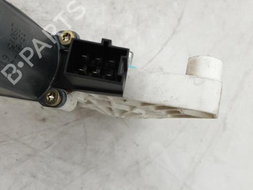 Used Right rear window motor Right rear window motor MERCEDES-BENZ A-CLASS (W169) A 180 CDI (169.007, 169.307) (109 hp) 24421055 24421055