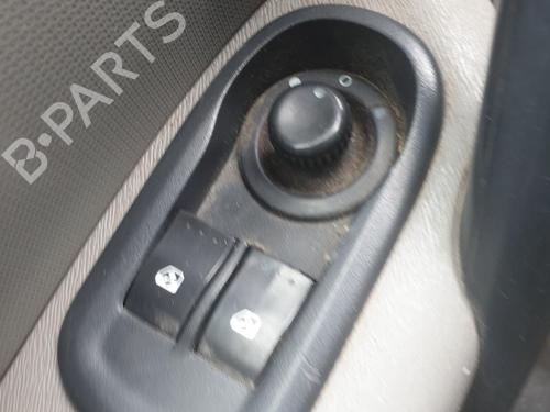 Used Left front window switch Left front window switch RENAULT KANGOO Express (FW0/1_) [2008-2026] 36413580 36413580