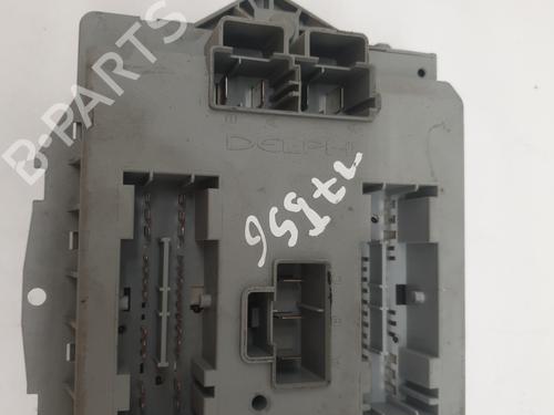 fuse-box-toyota-yaris-_p9_-2005-2006-2007-2008-2009-2010-2011-2012-2013-2014-27867593 main image