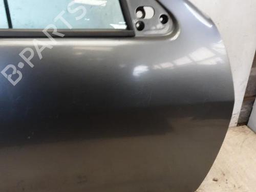 Used Right front door Right front door 22870408 22870408