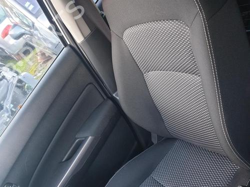 Used Right front seat SUZUKI VITARA (LY) 1.4 Hybrid (Mild Hybrid) AllGrip (APK414) (129 hp) 31804211
