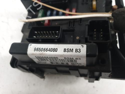 Used Fuse box Fuse box PEUGEOT 206 Hatchback (2A/C) 2.0 HDI 90 (90 hp) 22883247 22883247
