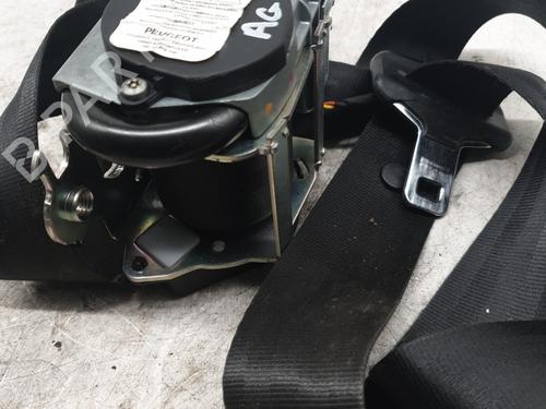 front-left-seatbelt-peugeot-1007-km_-2005-23832490 main image