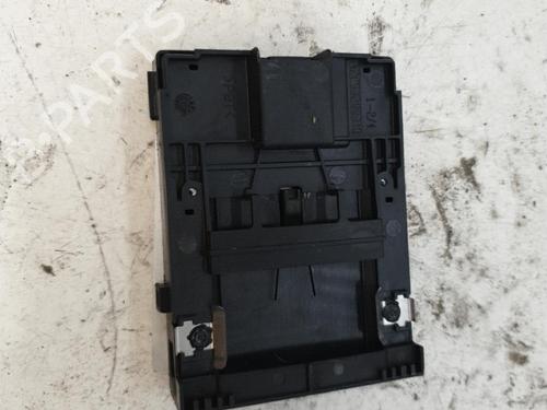 Used Card reader Card reader RENAULT MEGANE III Hatchback (BZ0/1_, B3_) 1.5 dCi (BZ09, BZ0D, BZ1W, BZ29, BZ14) (110 hp) 24533519 24533519