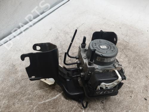 Used ABS pump CITROËN DS3 (SA_) 1.6 HDi 90 (92 hp) 31707703
