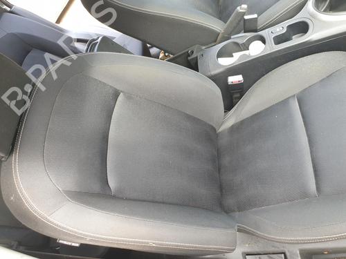 Used Right front seat NISSAN QASHQAI / QASHQAI +2 I (J10, NJ10, JJ10E) 1.5 dCi (110 hp) 27699628