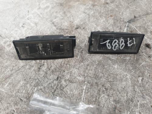 licence-plate-light-renault-clio-iv-bh_-2012-2013-2014-2015-2016-2017-2018-2019-2020-2021-29012841 main image